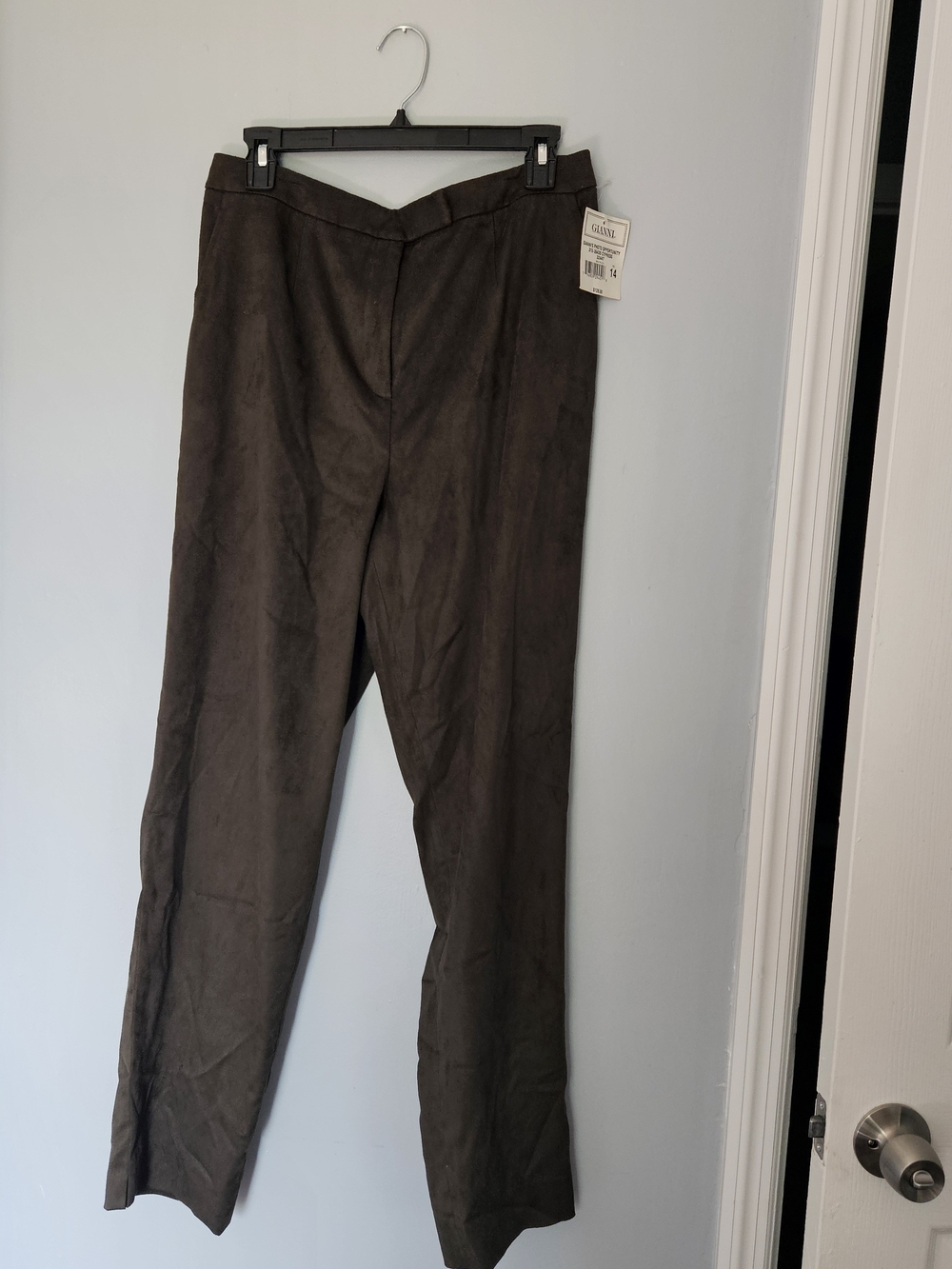 Gianna Straight Trousers in Green. Suede Look 100 % Polyester. Size 14 NWT - Picture 3 of 4